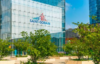 Imagem representativa do ambiente de trabalho da empresa Saint Gobain